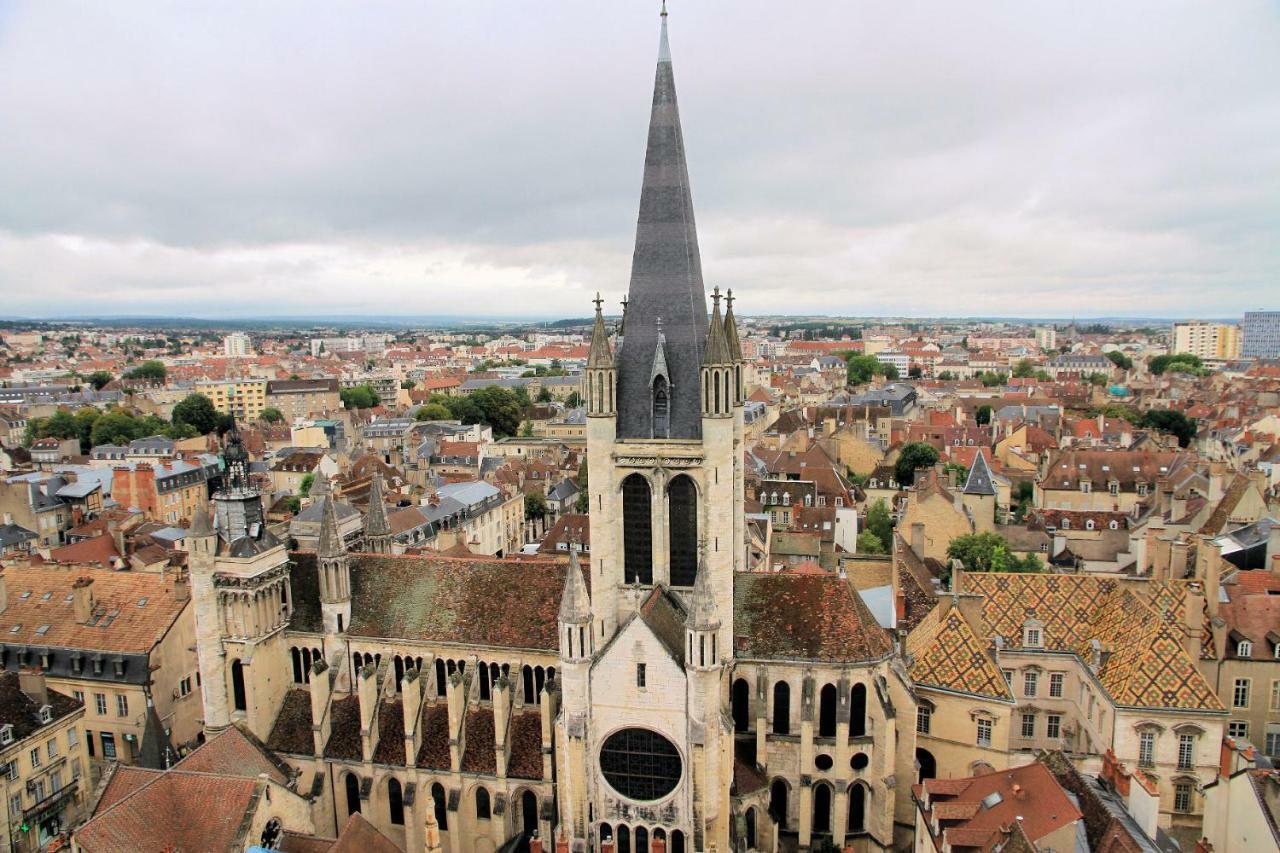 Gite Bons Amis Dijon Exterior foto