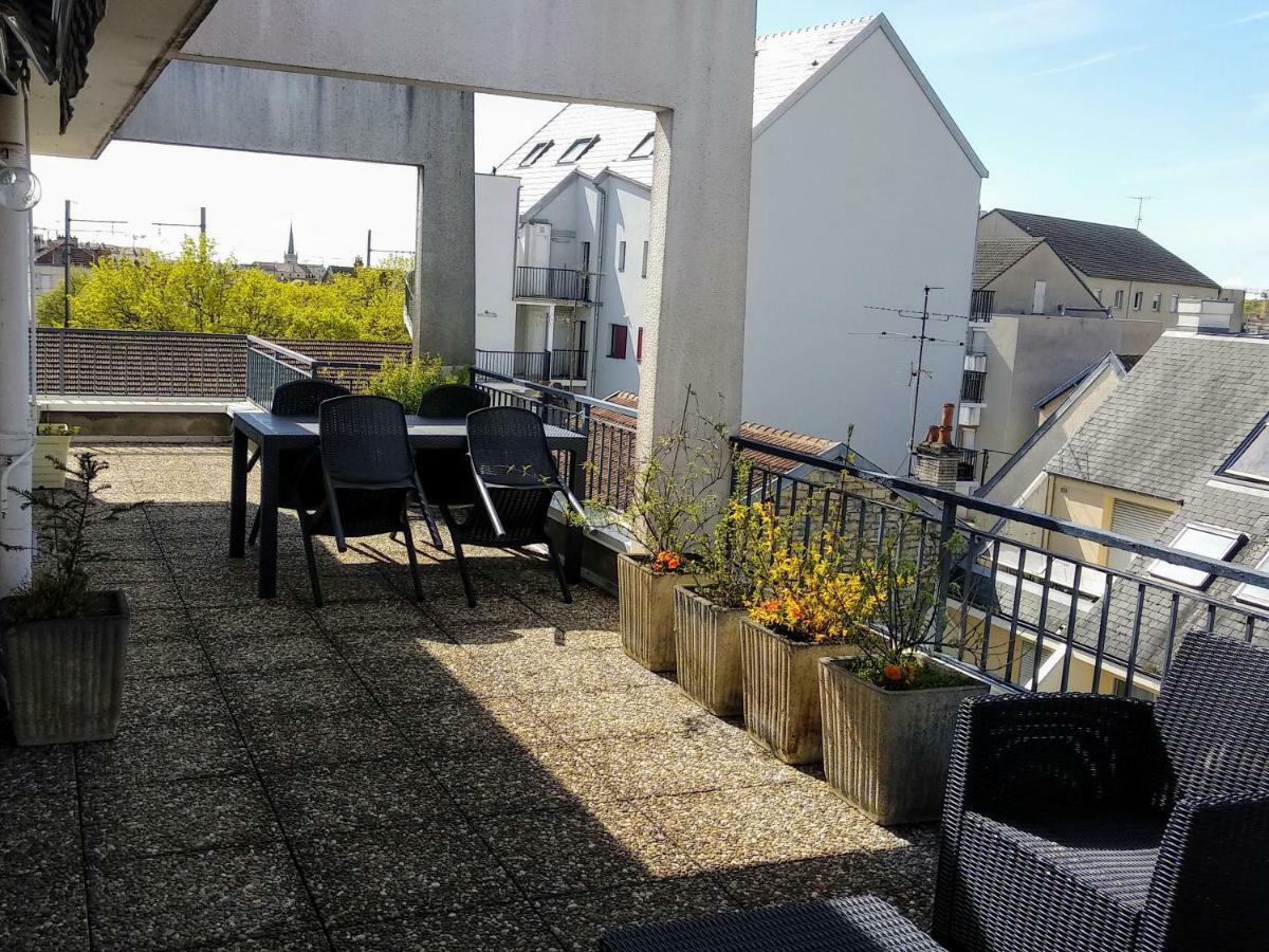 Gite Bons Amis Dijon Exterior foto